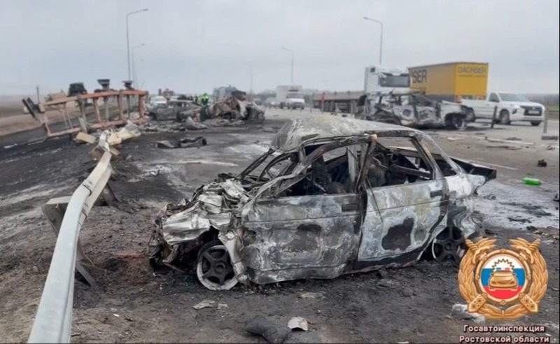 Три человека погибли в огненной аварии на трассе