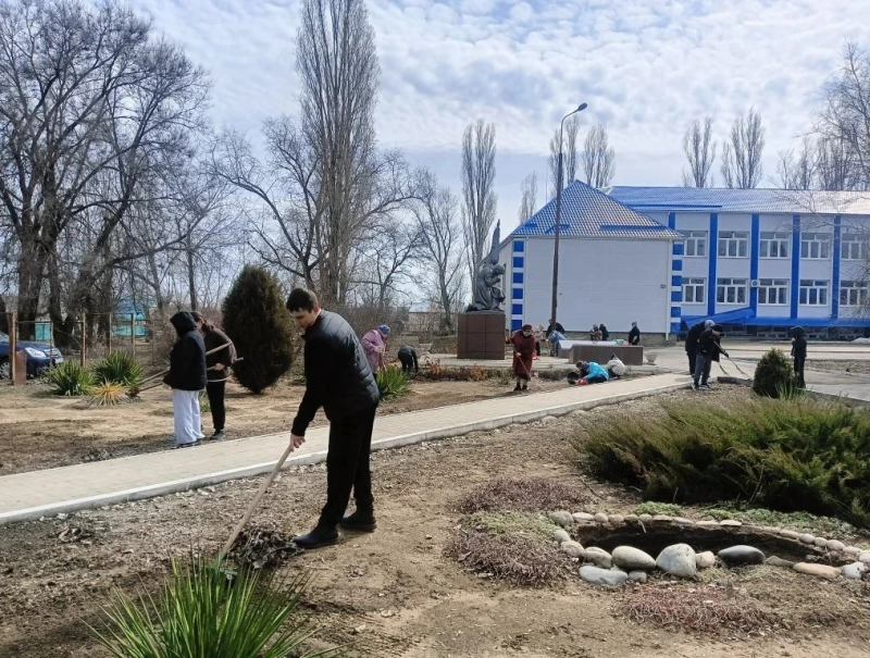 Советский район присоединился к областному месячнику чистоты