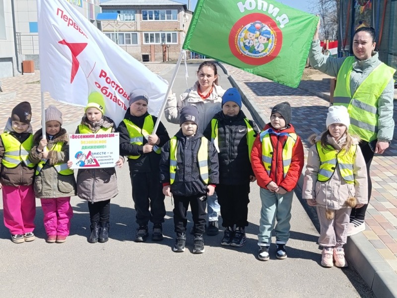ЮПИД и «Родительский патруль» из станицы Обливской напомнили водителям о безопасности