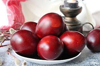 Способы покраски пасхальных яиц