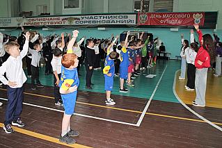 В День здоровья обливчане вышли на зарядку