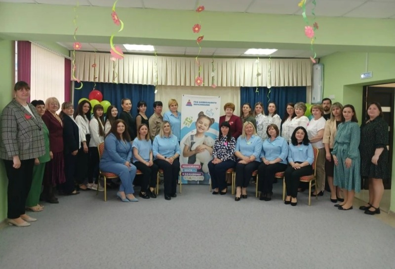 В Обливском районе дан официальный старт Году дошкольного образования