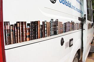 Зачем сегодня покупают книги?