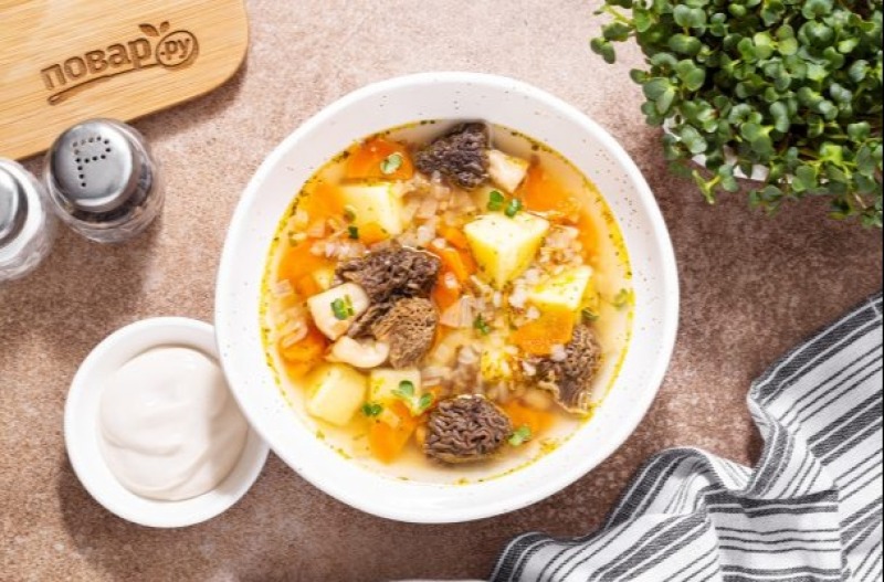 Суп со сморчками и картофелем