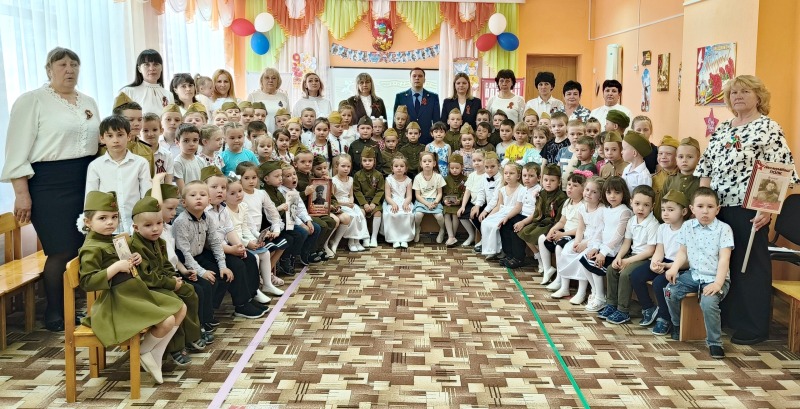 Маленькие сердца, большая память: обливские дошкольники почтили  память героев