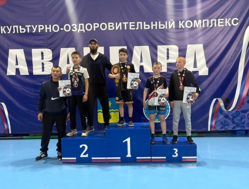Юные борцы из Обливской заявили о себе на межрегиональном турнире