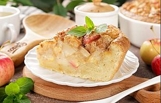 Пирог сметанный с яблоками
