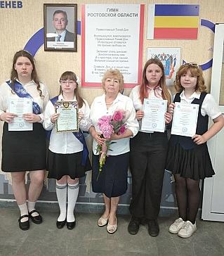 Обливские школьники признаны лучшими в поэзии и прозе на областном конкурсе «Взлёт»