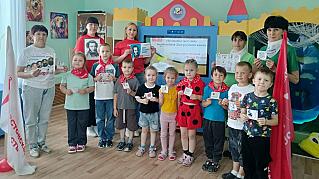 Первые говорят на великом и могучем
