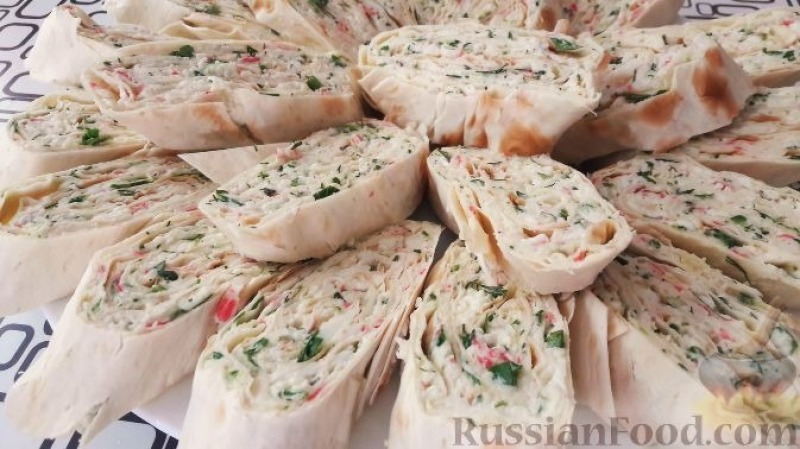 Рулеты из лаваша с крабовыми палочками