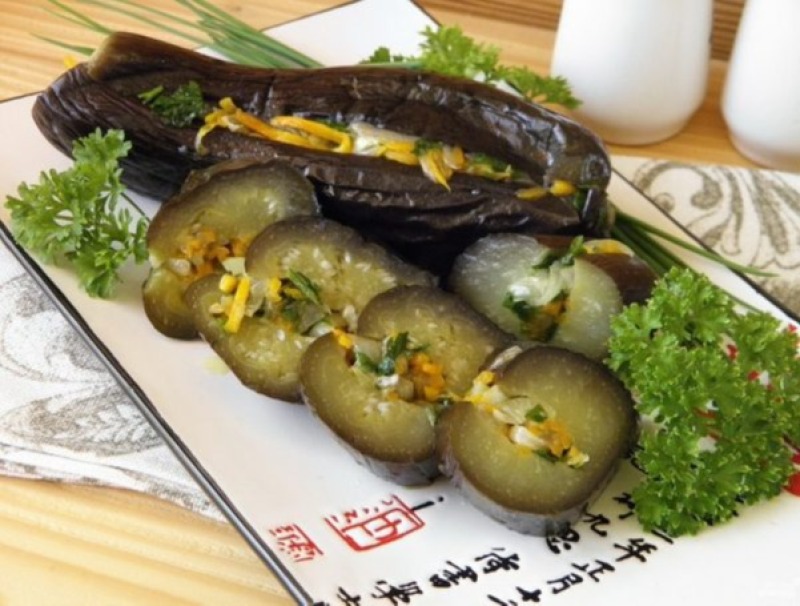 Квашенные синенькие с морковкой