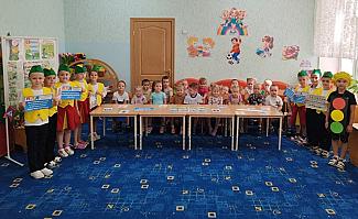 «ЮПИД в гостях у малышей»: обливские дошкольники изучили азбуку дорожной безопасности