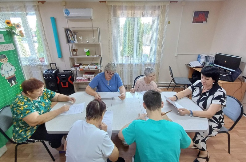 В Обливском районе пенсионеры сдали «финансовый экзамен»