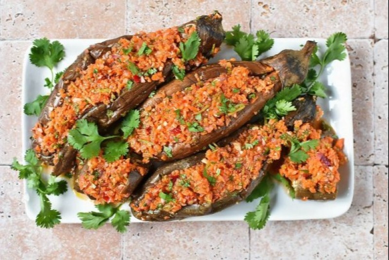 Баклажаны с начинкой