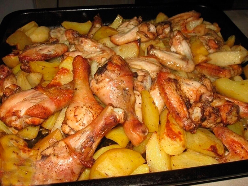 ​Картофель запеченный с мясом