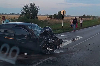 На трассе под Волгодонском погибли восемь человек