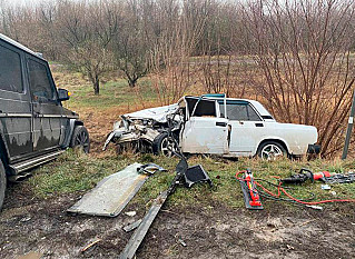 В ДТП под Ростовом погиб мужчина, пострадали дети