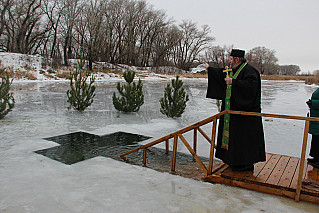 Особенности крещенского купания