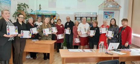 "Чувство слова": пенсионеры Каменска покорили сердца на Чемпионате по чтению вслух