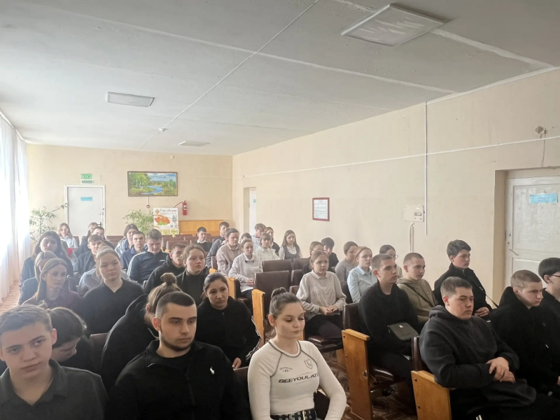 В филиале Каменского техникума промышленных технологий и предпринимательства состоялся просмотр документального фильма «Предательство»