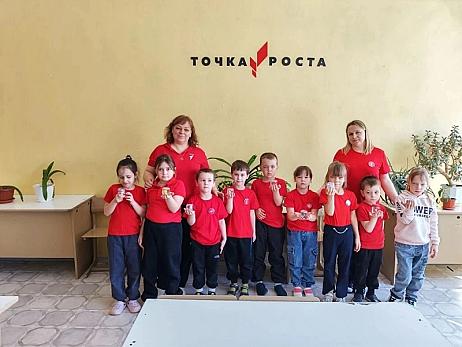 Воспитанники детского сада приняли участие во Всероссийской акции  «Путь в космос»