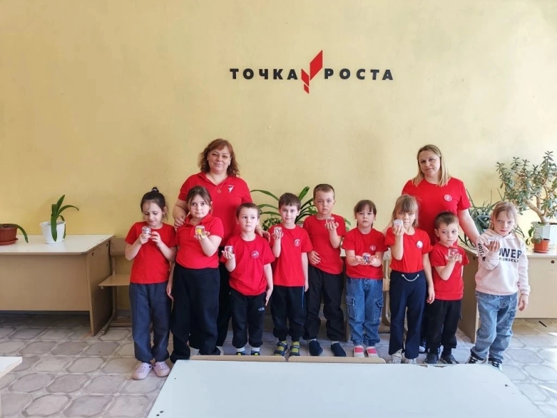 Воспитанники детского сада приняли участие во Всероссийской акции  «Путь в космос»