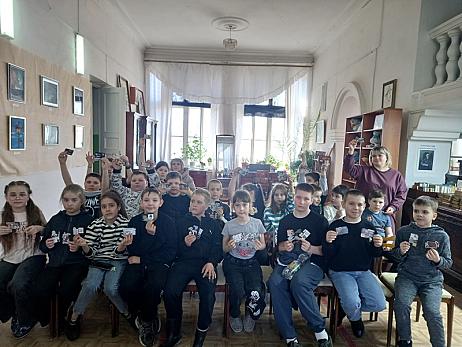 В районной библиотеке побывали  воспитанники пришкольного лагеря «Солнышко»