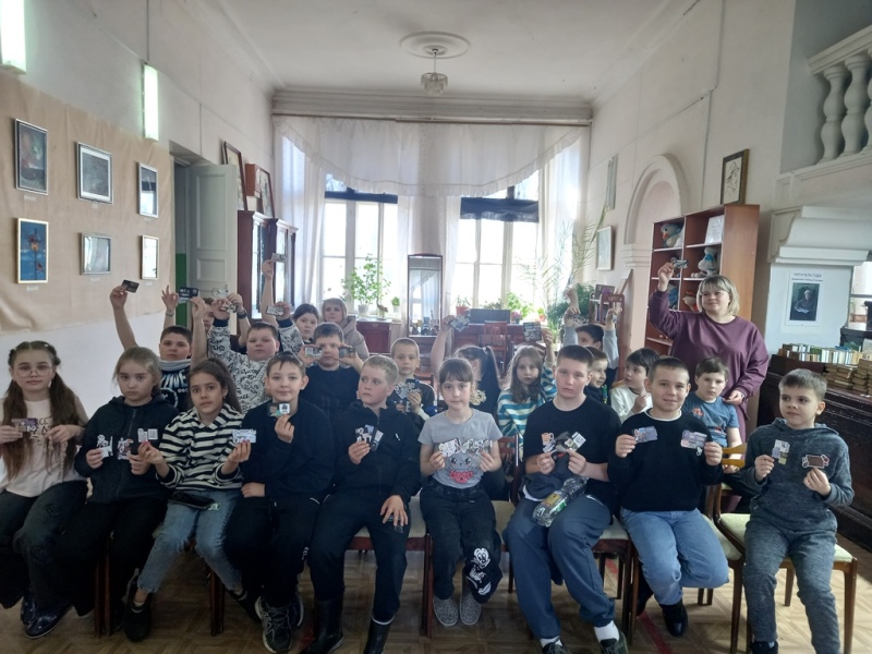 В районной библиотеке побывали  воспитанники пришкольного лагеря «Солнышко»