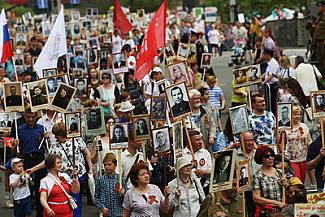 Глеб Никитин принял участие в шествии "Бессмертный полк" 