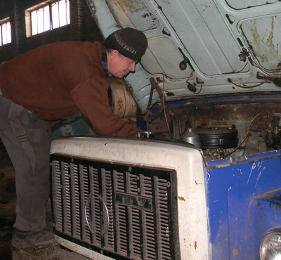 В.К.Гусев заканчивает ремонт