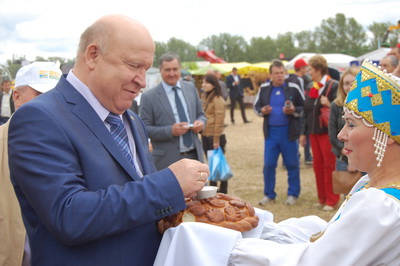 Хлеб-соль от болдинцев