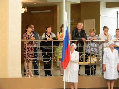 Поднимается флаг соревнований