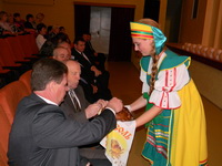 Хлеб-соль участникам праздника