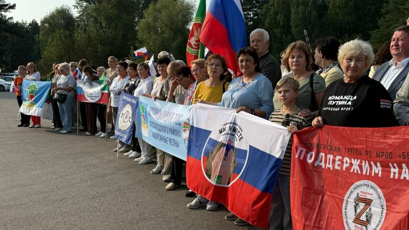 Из Набережных Челнов отправили более 30 тонн шефской помощи
