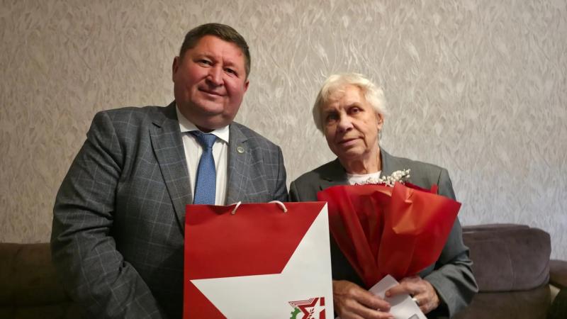 В Автозаводском районе чествуют ветеранов, чья судьба стала примером мужества и созидания