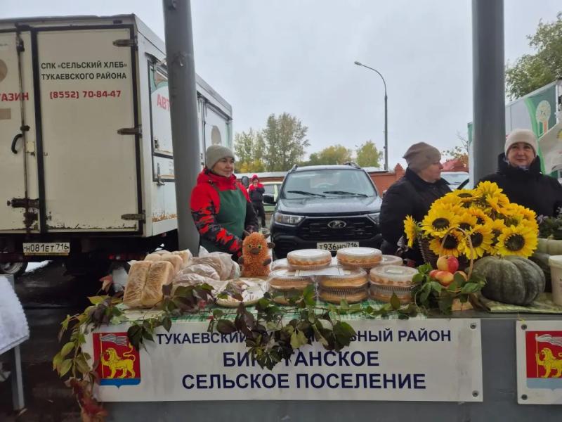 Челнинские ярмарки посетил глава Тукаевского района