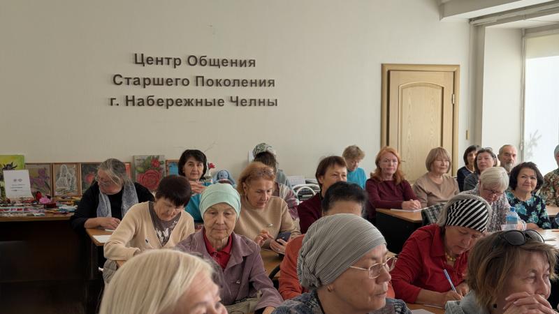 В Центре общения старшего поколения возобновил работу шахматный клуб