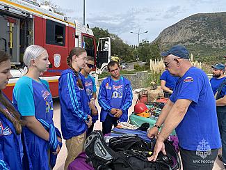 Под звездой Надежды и Спасения прошла профильная смена в МДЦ "Артек"