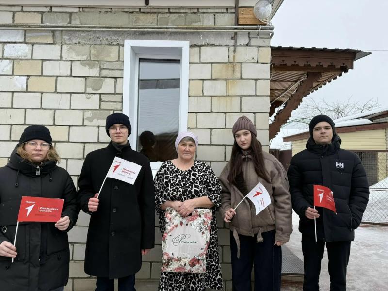 Всероссийская акция «Вам, любимые!»,  посвященная Международному женскому дню,  проходит во всех первичных отделениях Кузнецкого района