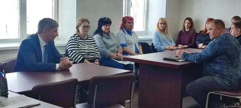 Виктор Агафонов посетил Кузнецкий ликеро-водочный завод