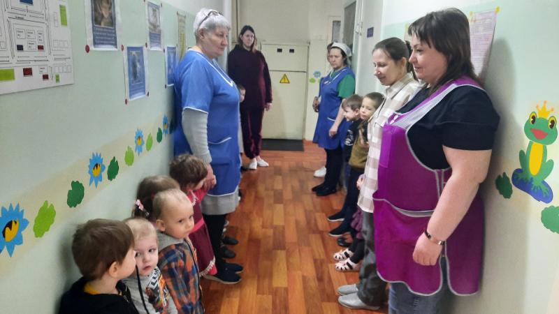 В общеобразовательных учреждениях Кузнецкого района прошли учебные тренировки по отработке действий при чрезвычайных ситуациях