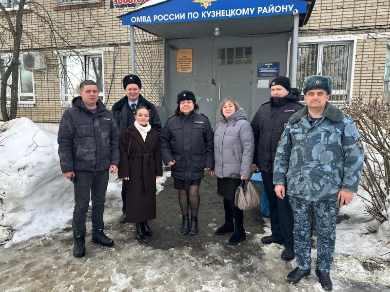 Представители субъектов профилактики правонарушений Кузнецкого района приняли участие в ОПМ «Жилой сектор»