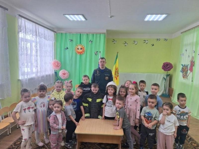 Всероссийский открытый урок культуры безопасности, приуроченный к  Всемирному дню гражданской обороны прошел в дошкольных образовательных учреждениях Кузнецкого района.