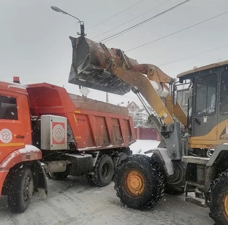 В Кузнецке продолжаются работы по  содержанию дорог