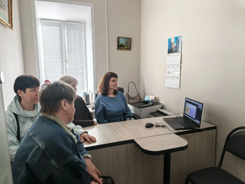 В МБУ Кузнецкого района прошло онлайн-занятие по финансовой грамотности