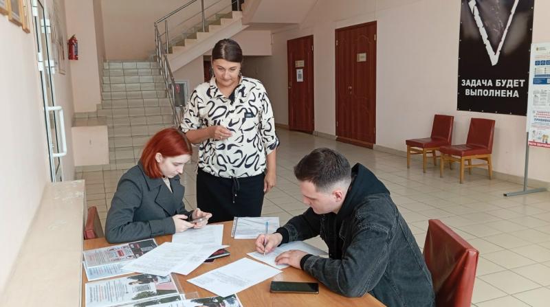 Проводится прием граждан Кузнецкого района с целью участия в программе обеспечения жильем молодых семей