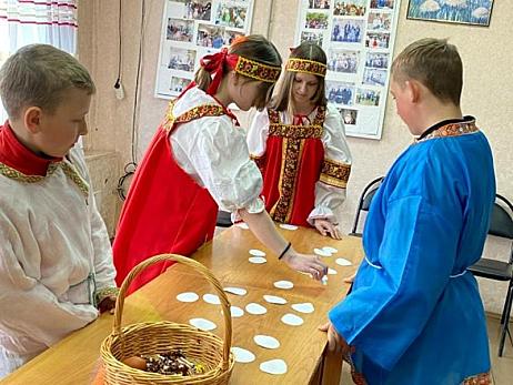 Пасхальные дни в Доме культуры села Сюзюм