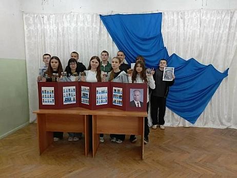 В Доме культуры п.Верхозим собрались любители истории России
