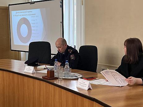 В Кузнецке обсудили укрепление межнационального согласия в рамках Года единства народов России