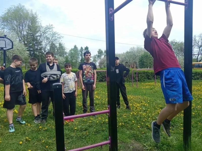 В преддверии каникул: учащиеся школы села Анненково сдали нормы ГТО